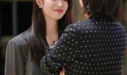 她为了吃瓜进娱乐圈,她毅然踏入娱乐圈